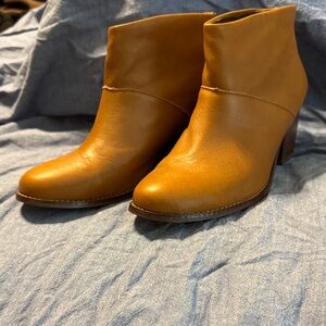 Toms Brown Ankle Booties